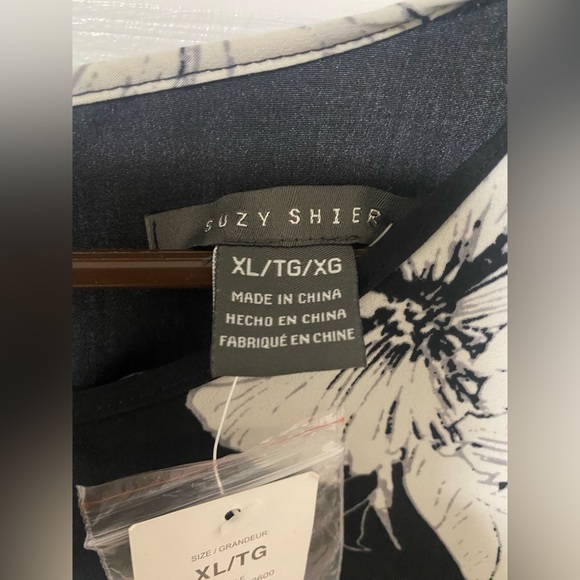 Flare Black Suzy Shier Dress - Picture 5 of 8